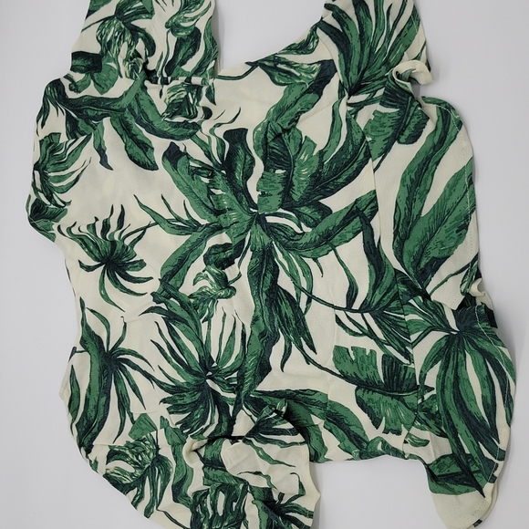 NWT, Size 2, H&M Tropical Print Blouse - Picture 3 of 4